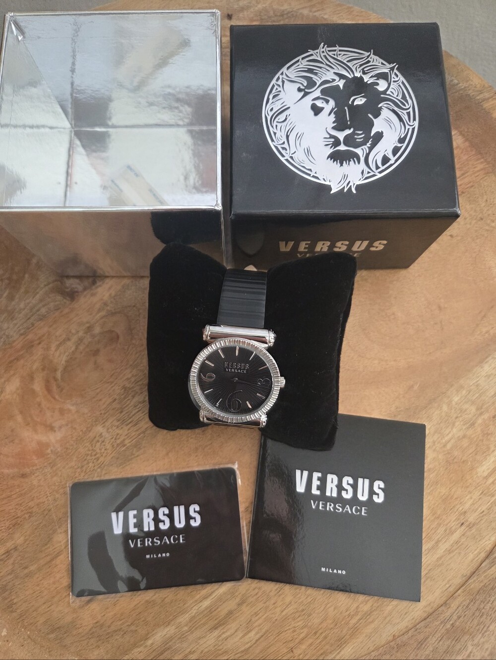 Versace Versus Repiblique Watch